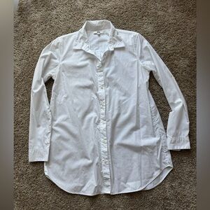 SALE🌟Uniqlo white buttoned down shirt